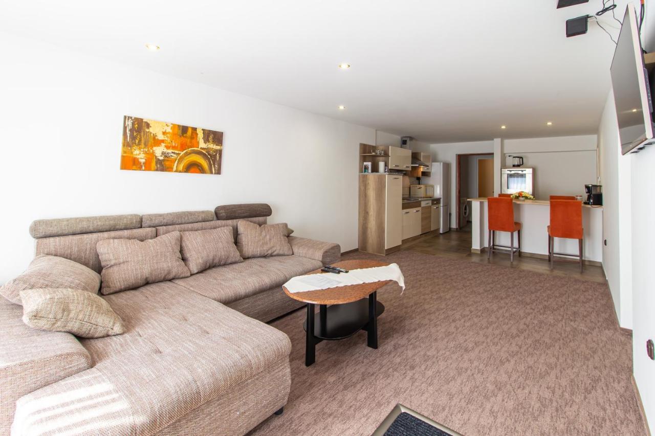 Deli Terasz A Apartman Free Parking, Self-Check-In Anytime Győr Exteriör bild